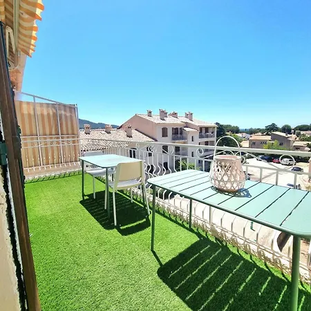 Apartment Goodlife - A 5 Min A Pieds De La Avec Balcon & Parking - By Auraconciergerie *