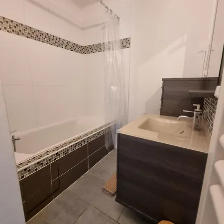 Goodlife - A 5 Min A Pieds De La Avec Balcon & Parking - By Auraconciergerie Appartement Saint-Cyr-sur-Mer
